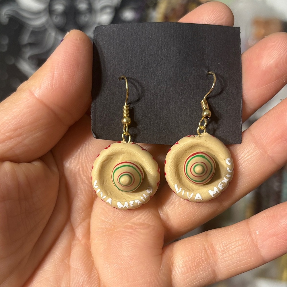 Viva Mexico Tan Sombrero earrings